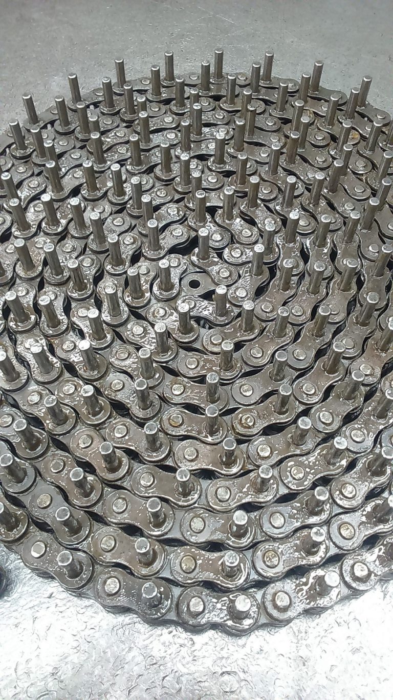 roller chain with extended pins English